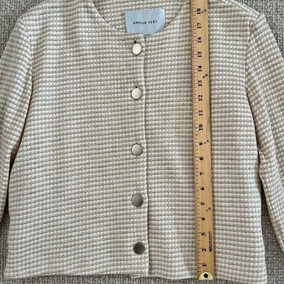 Amour Vert Erin Scallop Knit Jacket - natural oatmeal, size S - Picture 7 of 9